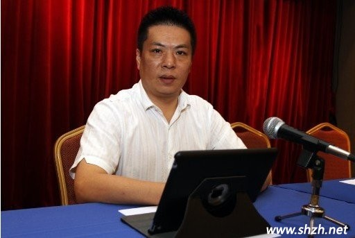 前任會(huì)長(zhǎng)黃振